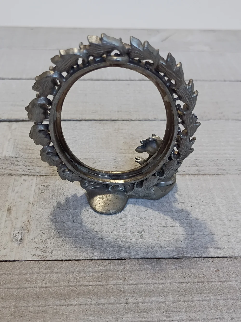 Vintage Disney Minnie Mouse Pewter Oval Picture Frame Leaf Design No Glass/Back